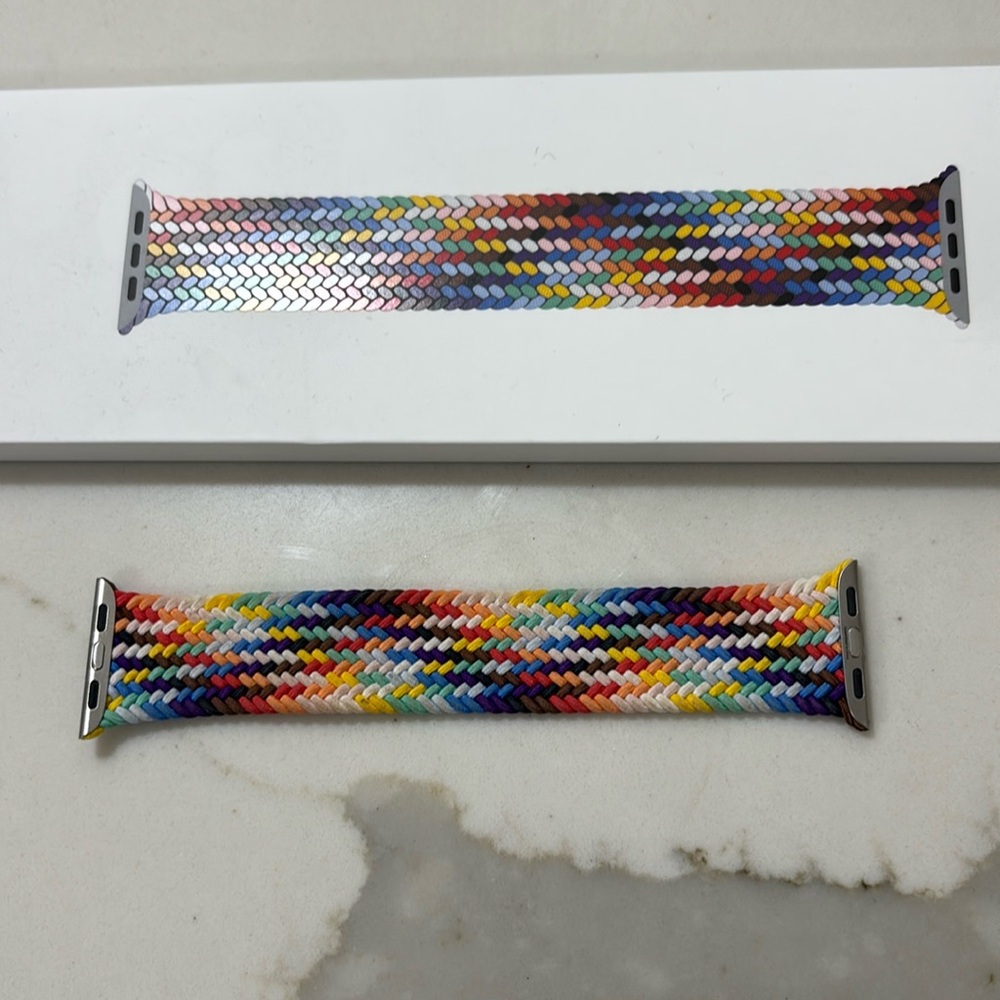 Apple Watch Band Pride Edition size 5